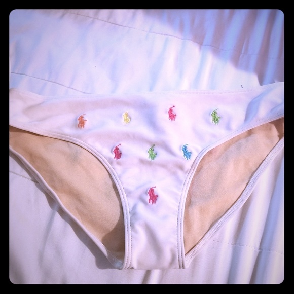 Brand new Ralph Lauren swimming suit top. - Picture 1 of 2